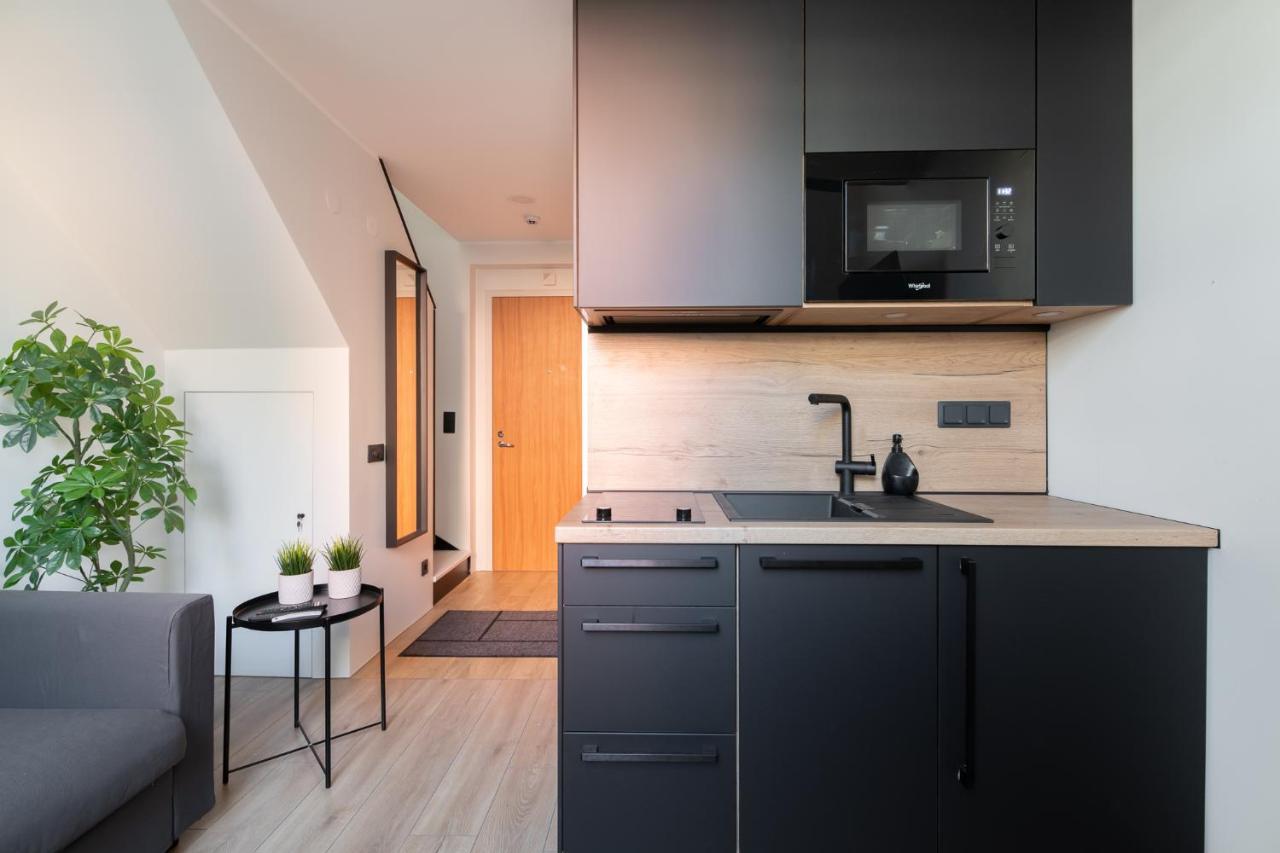 Hilltop Apartments - Ilmarine District Талин Екстериор снимка