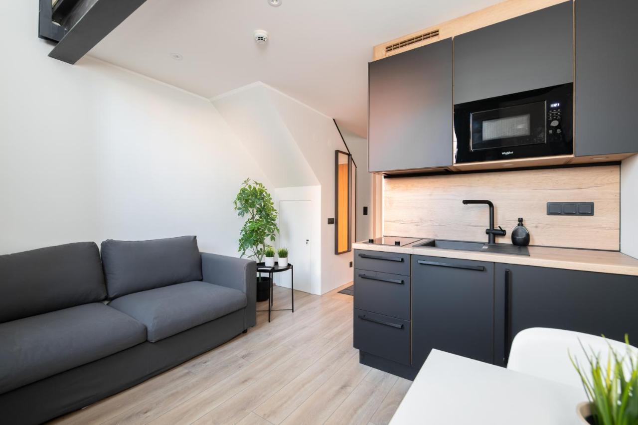 Hilltop Apartments - Ilmarine District Талин Екстериор снимка