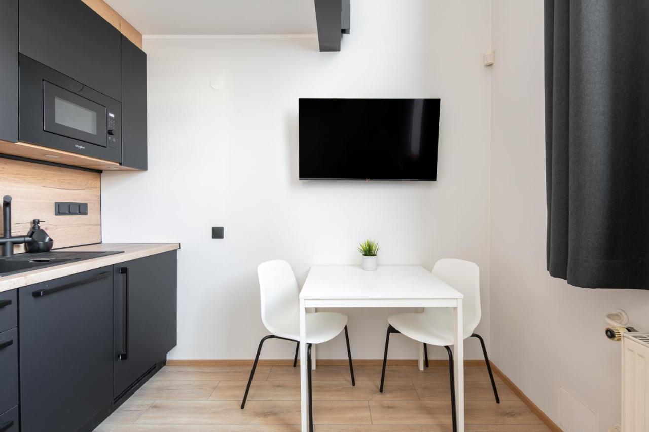 Hilltop Apartments - Ilmarine District Талин Екстериор снимка
